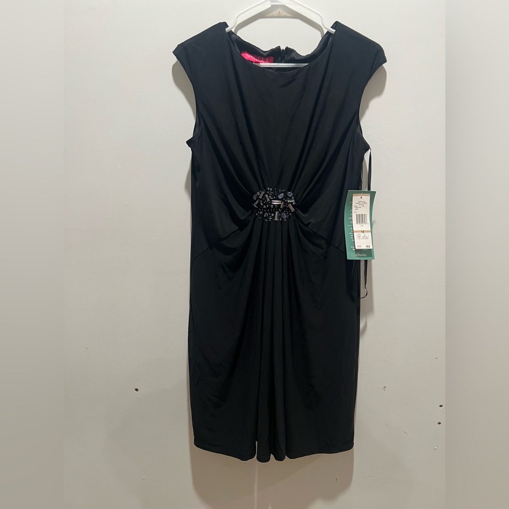 Nine & Co NWT Black Beaded Ruched Sheath Dress Size 12 Cap Sleeve - Picture 2 of 9